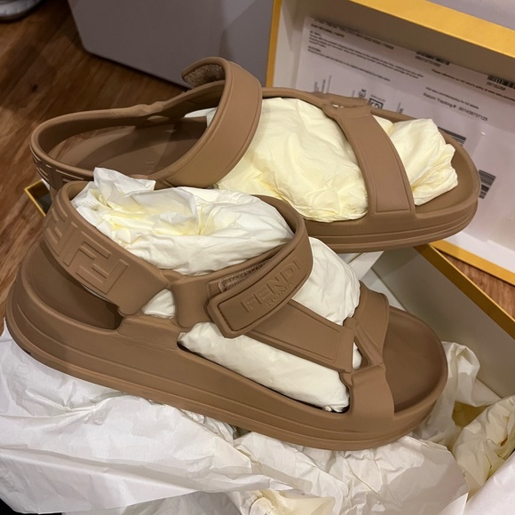 Fendi rubber hiker sandals 40 - Picture 4 of 6